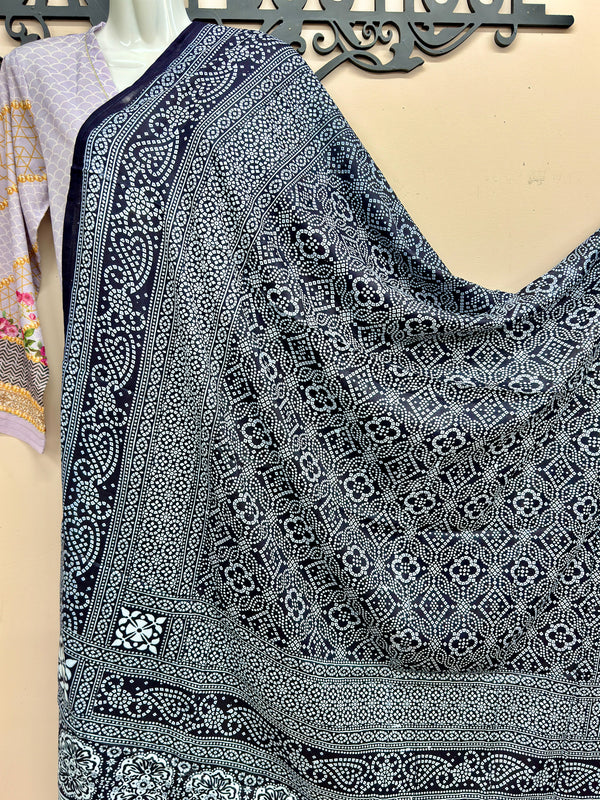 Black and White Lining Ajrak Shawls Unisex