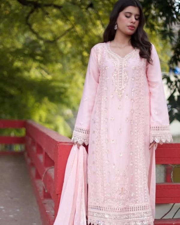 Agha Noor Inspired 3-Piece Sheefon Baby Pink Outfit